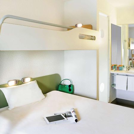 Ibis Budget Lyon Gerland Bagian luar foto