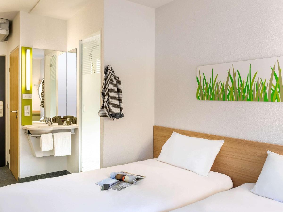 Ibis Budget Lyon Gerland Bagian luar foto